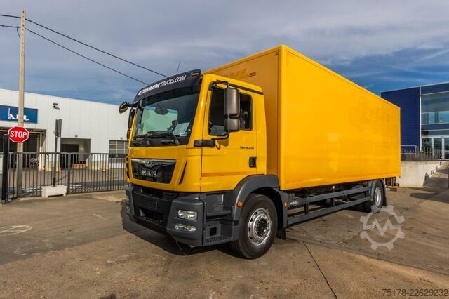 Koffer MAN TGM 18.250 BL + DHOLLANDIA 2T.
