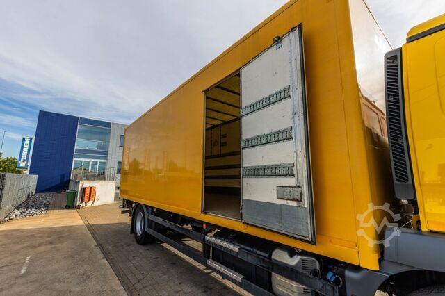 Koffer MAN TGM 18.250 BL + DHOLLANDIA 2T.