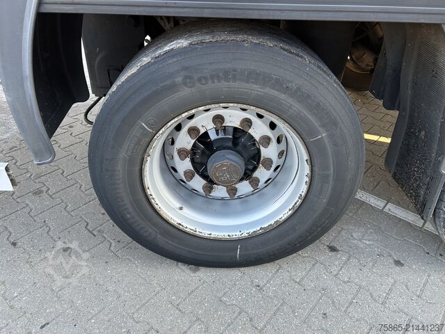 Pengangkutan dalam peti sejuk/beku Schmitz Cargobull / SOR Iberica / Carrier Vector 1550 Reefer / Fr...