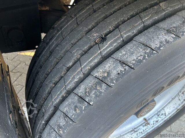 Pengangkutan dalam peti sejuk/beku Schmitz Cargobull / SOR Iberica / Carrier Vector 1550 Reefer / Fr...