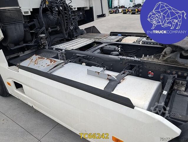 SZM tiêu chuẩn Renault T 520