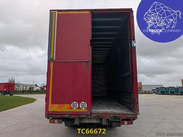 انزلاق القماش المشمع Mercedes-Benz Actros 2548