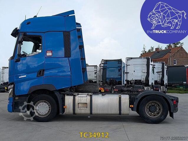 SZM tiêu chuẩn Renault T 520