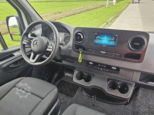 High-roof van MERCEDES-BENZ SPRINTER 314 L3H2 Maxi Automaat!