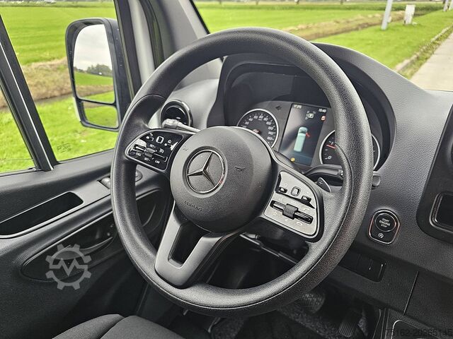 High-roof van MERCEDES-BENZ SPRINTER 314 L3H2 Maxi Automaat!