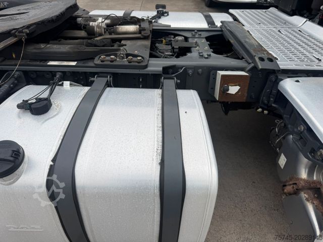 Volum trekkvogn DAF XF 480 * RETARDER * TEL * SUPER SPACE CAP