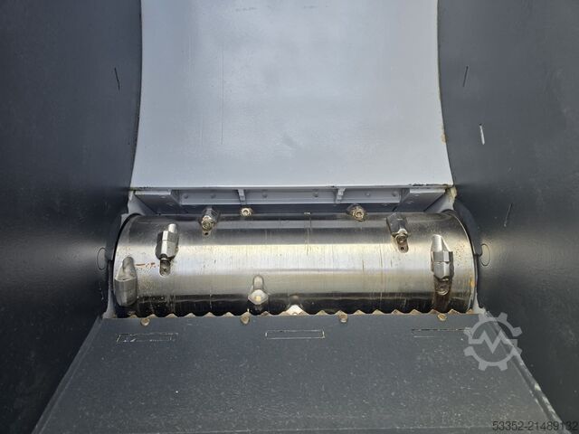 लकड़ी श्रेडर Untha LR700