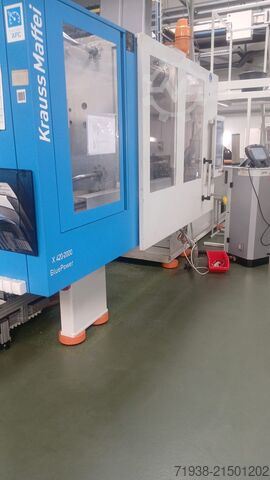 Stroj za brizganje Krauss Maffei KM 420-2000 CX