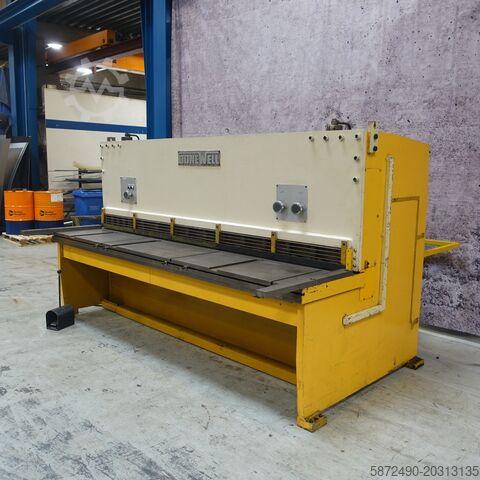 Hydraulisk guillotinesaks Donewell 10-3000