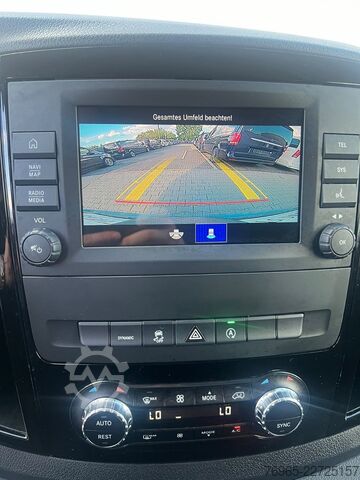 パネルバン MERCEDES-BENZ Vito 119 LANG MIXTO 9G NAVI LED DISTRONIC KAMERA