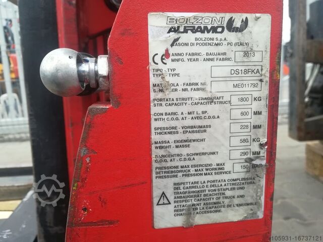 Multi-pallet handler Auramo DS18FKA