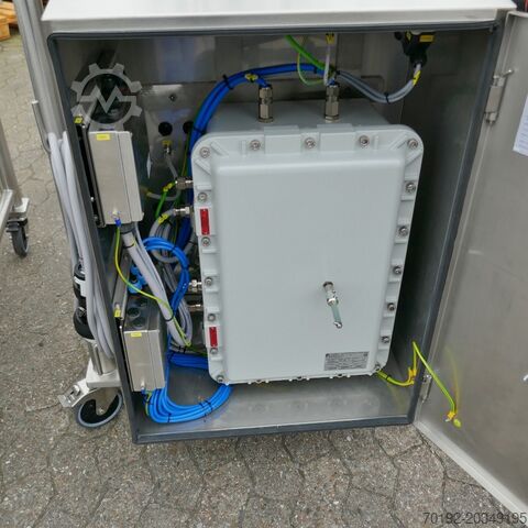 Unused 87 liter mobile heat-/coolable pharma process vessel, Aisi 316 with magnetic agitator Brinox 9887