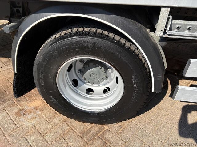 Flutningur í kæli/frysti Renault MIDLUM 270 DXI + CHEREAU + CARRIER SUPRA + EURO...