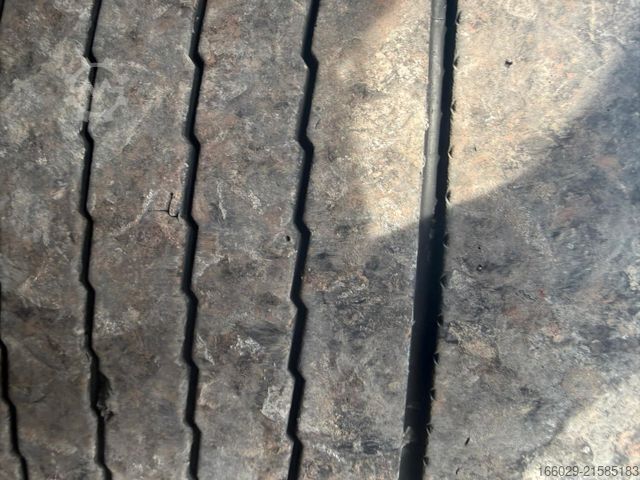 Naczepa otwarta z plandeką KRONE SDP 27 Schiebeplanenauflieger