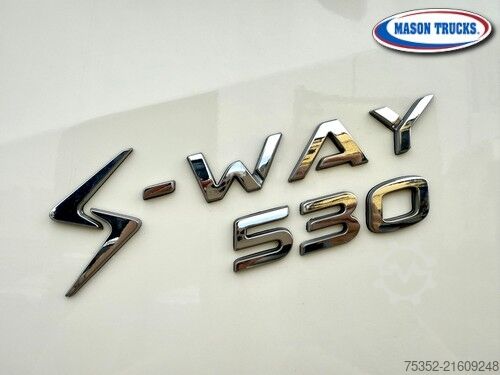 Tractor estándar Iveco S-Way 530