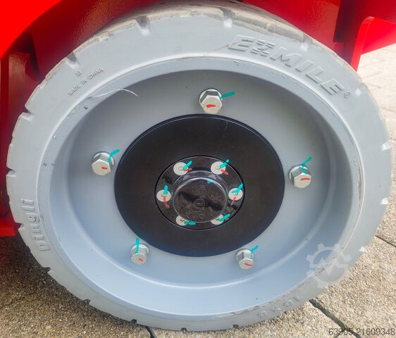 Plataforma de tesoura Magni ES 1412AC+