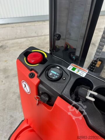 手动堆高车 EP ESA121-D2700