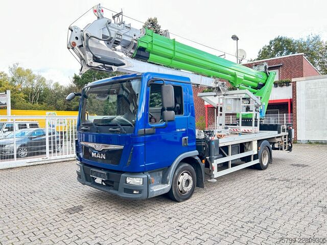 Камион со кран и комбе MAN 7.180 mit Böcker Dachdeckerkran bis 37 m 37-4000