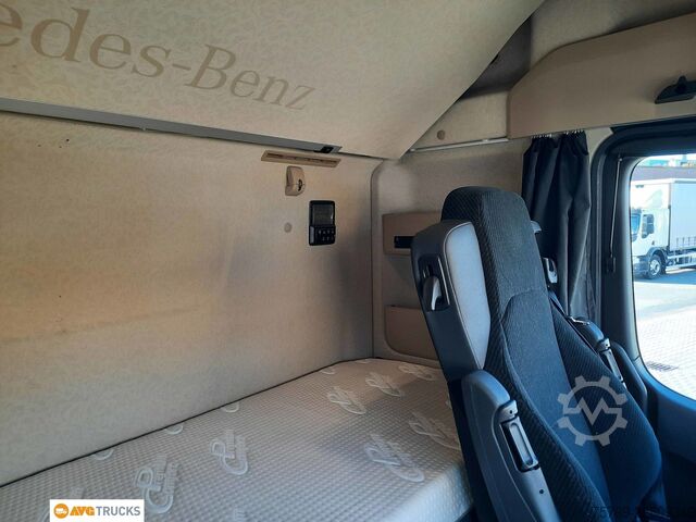Шасси грузовика MERCEDES-BENZ 2545 L ACTROS L BigSpace Öl-Retarder 2 x 630 L
