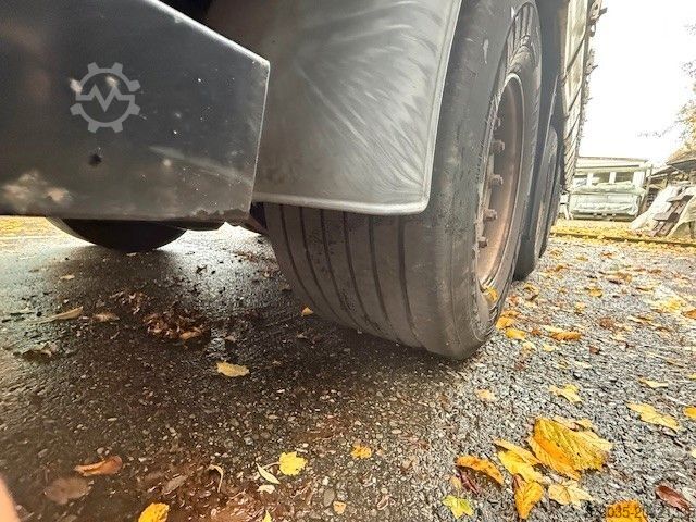 กึ่งพ่วงเปิดพร้อมผ้าใบคลุม KÖGEL 3-Achs Mega+Coil+SAF+LaSi+CodeXL