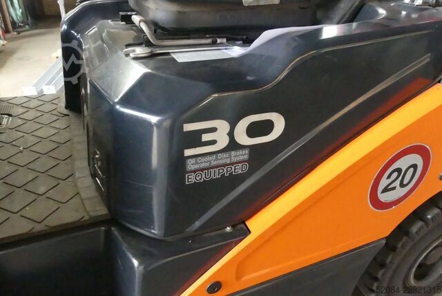 Doosan plinski viljuškar - 3 t DOOSAN G30