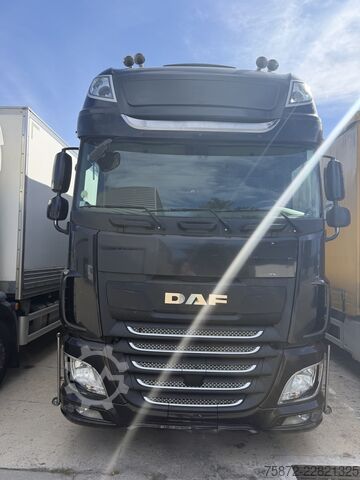 Tentiga platvormveok DAF XF 530 SUPER SPACE CAB 6X2 26T EURO 6