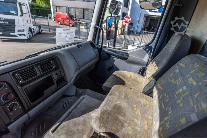 Kallur koos kraanaga RENAULT KERAX 270 DCI - PK 9501