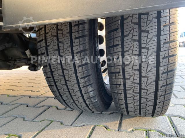 รถตู้กระบะ MERCEDES-BENZ Sprinter 517 43 DOKA 5,5t PRITSCHE AHK TEMPOMAT