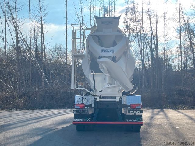 Betonmixer vrachtwagen MAN TGS 41.400 8x4 / EuromixMTP  EM 12m³ R / EURO 2