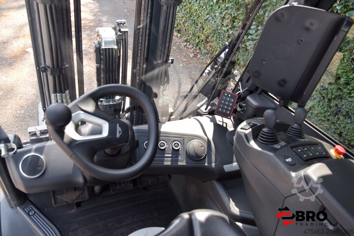 Chariot élévateur Linde X30-01 Li ion 5 Hydr. valves