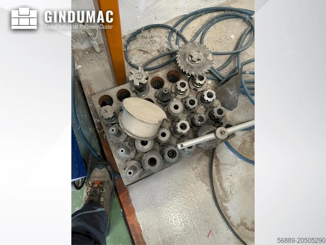 מרכז עיבוד שבבי אנכי DECKEL DMC 835 V