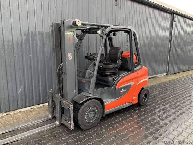 एलपीजी फोर्कलिफ्ट्स Linde H35T-01