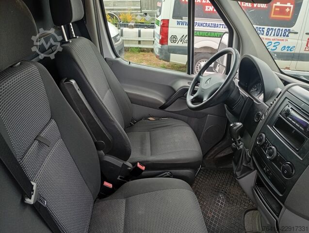 Furgon panel Mercedes-Benz SPRINTER 310 CDI T26-114