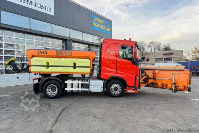 Standard tractor unit VOLVO FH-460 4x2 Winterdienst/SZM