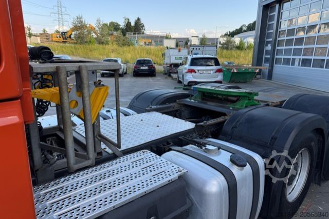 Heavy-duty truck MERCEDES-BENZ Actros 3358 6x4 120T