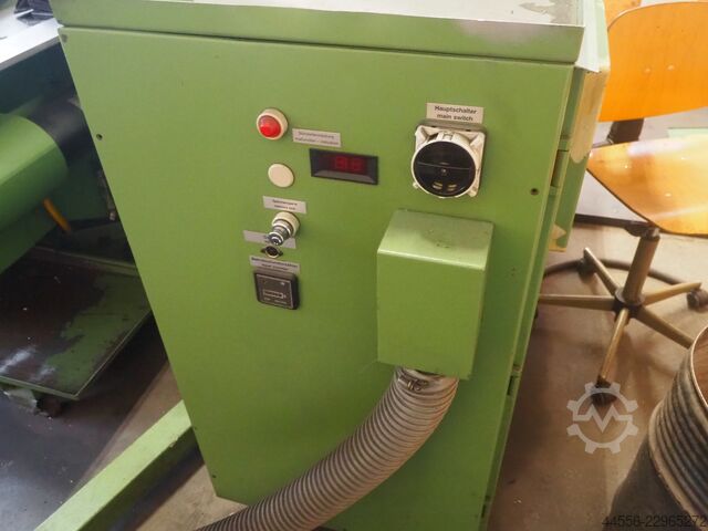 CNC universālā frēzmašīna Maho MH700 C