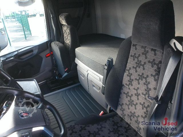 Vakio vetoauto Scania R 460 A4x2NA Kipphydraulik