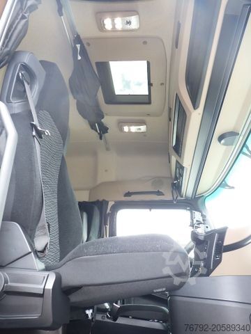 Unit traktor standar MERCEDES-BENZ 1848 LS BigSpace/Öl-Ret./Safety/Standklima/77tkm