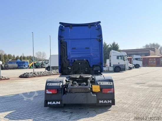 Tractor estándar MAN TGX 4X2 470 RETARDER EURO 6 MAN TIPMATIC