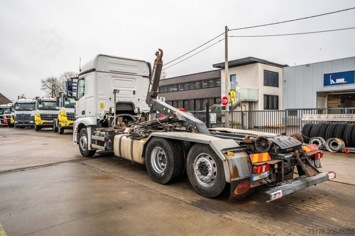 Sistema a braccio con gancio MERCEDES ACTROS 2540 +MULTILIFT XP 20-56