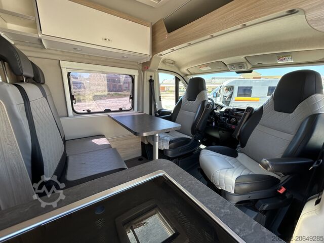 Husvagn/husbils Fiat Weinsberg Carabus 600 K | 4 Posti Letto | Completamente Attrezzato