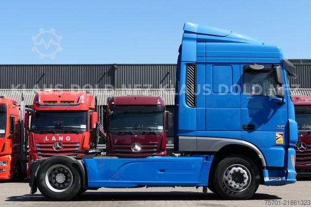 Standard dragbil DAF XF 460 Space Cab XL-Tank Euro 6