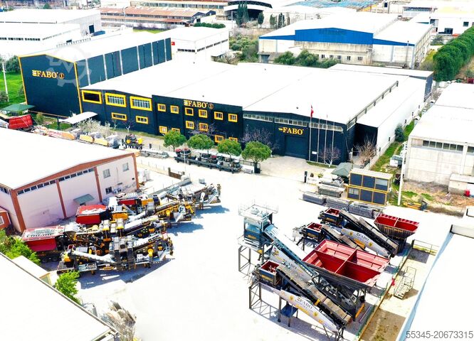 Peralatan menghancurkan FABO Mobile Crawler Crushing Plant Mobile Crushing and Screening Plant