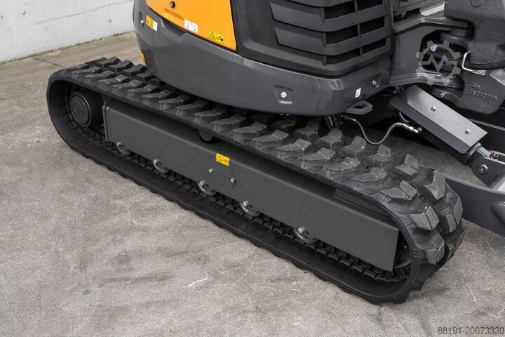 Máy xúc mini CASE CX 42 D