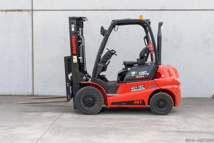 Xe nâng Manitou MI 25