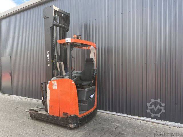Schubmaststapler BT RRE140HE