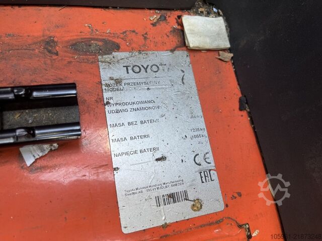 Schubmaststapler BT RRE140HE