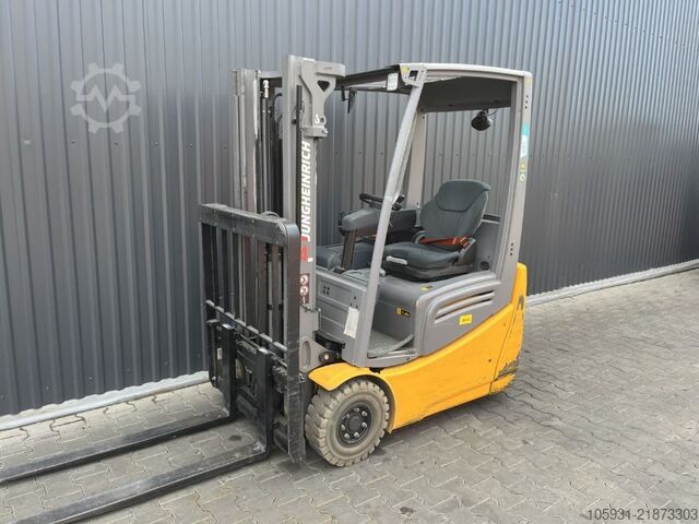 Elektro 3 Rad-Stapler Jungheinrich EFG213