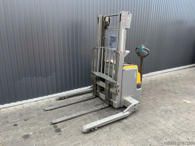 Deichselstapler Jungheinrich EJC214b
