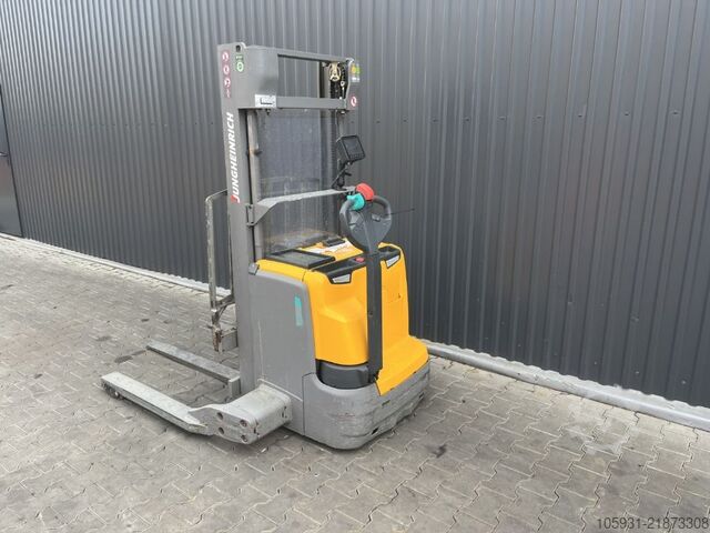 Deichselstapler Jungheinrich EJC214b